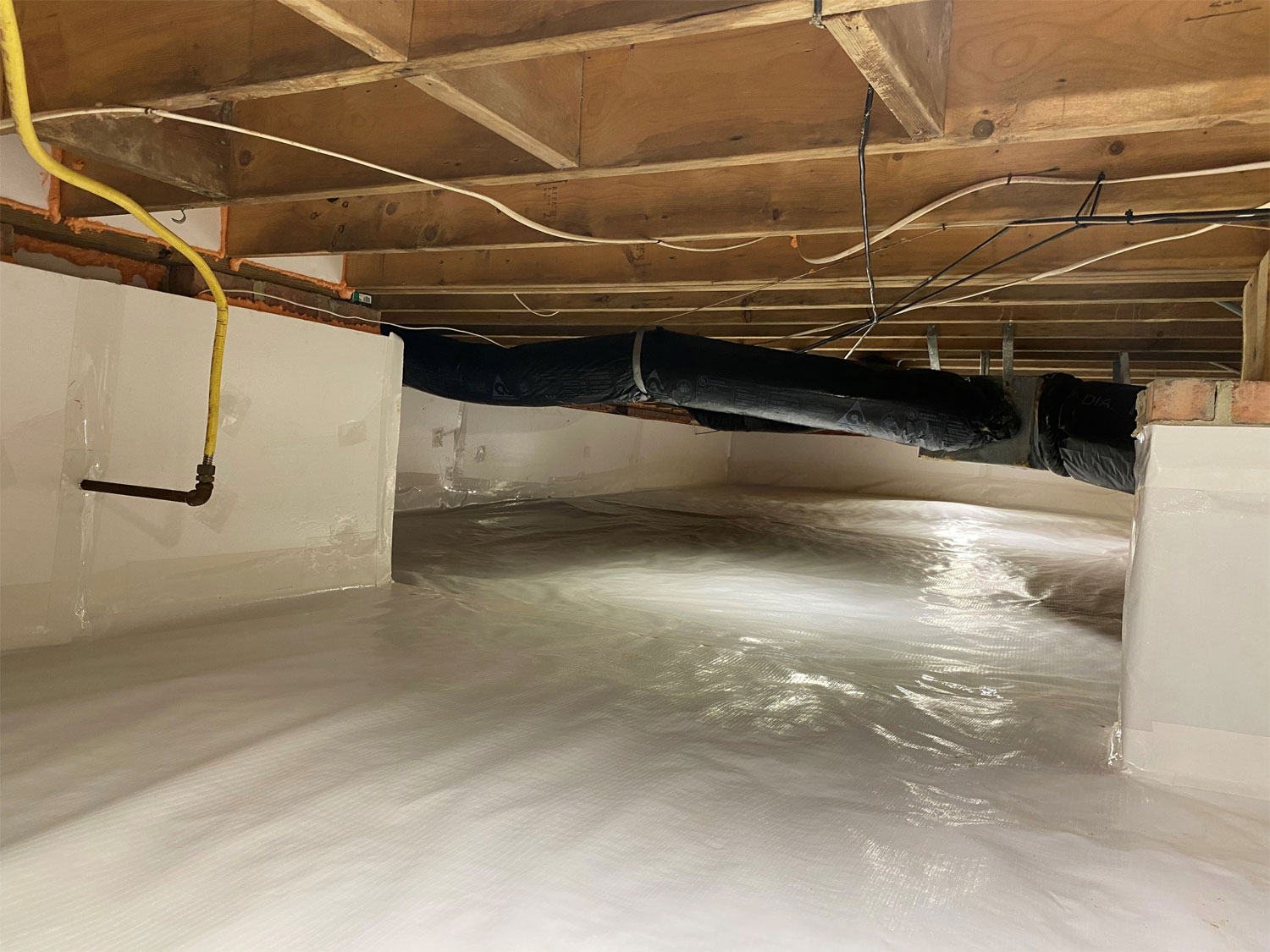 Triangle-Radiant-Barrier---Crawl-Space---04-After